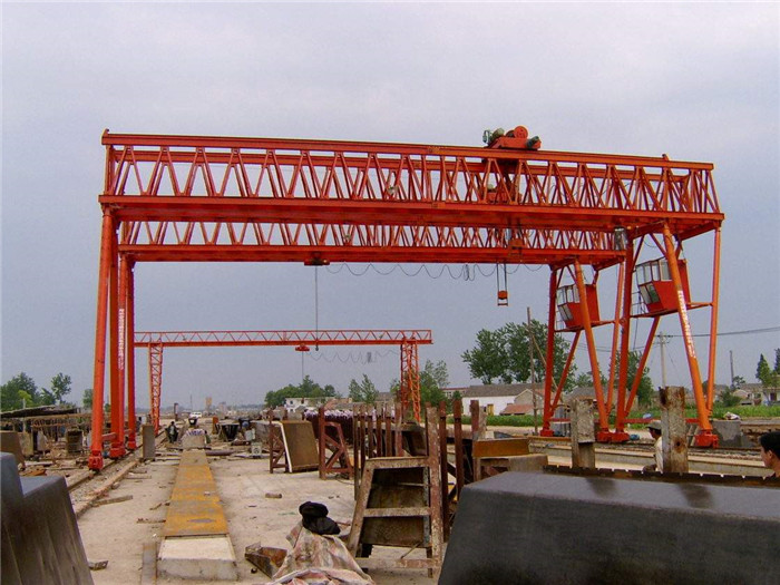 提梁機(jī) 提梁機(jī)